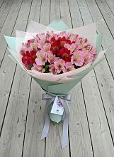 Букет цветов из:  Альстромерии в Левокумском
