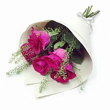 Букет цветов из:  Розы в Левокумском