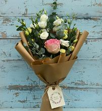 Букет цветов из:  Розы и Лизиантусы #REPLACE_PRED# Левокумском